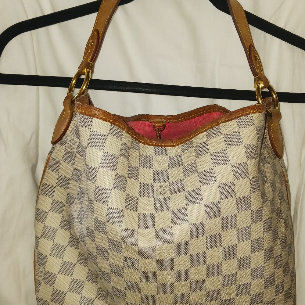 💯 authentic Louis Vuitton Damier azur Delightful
